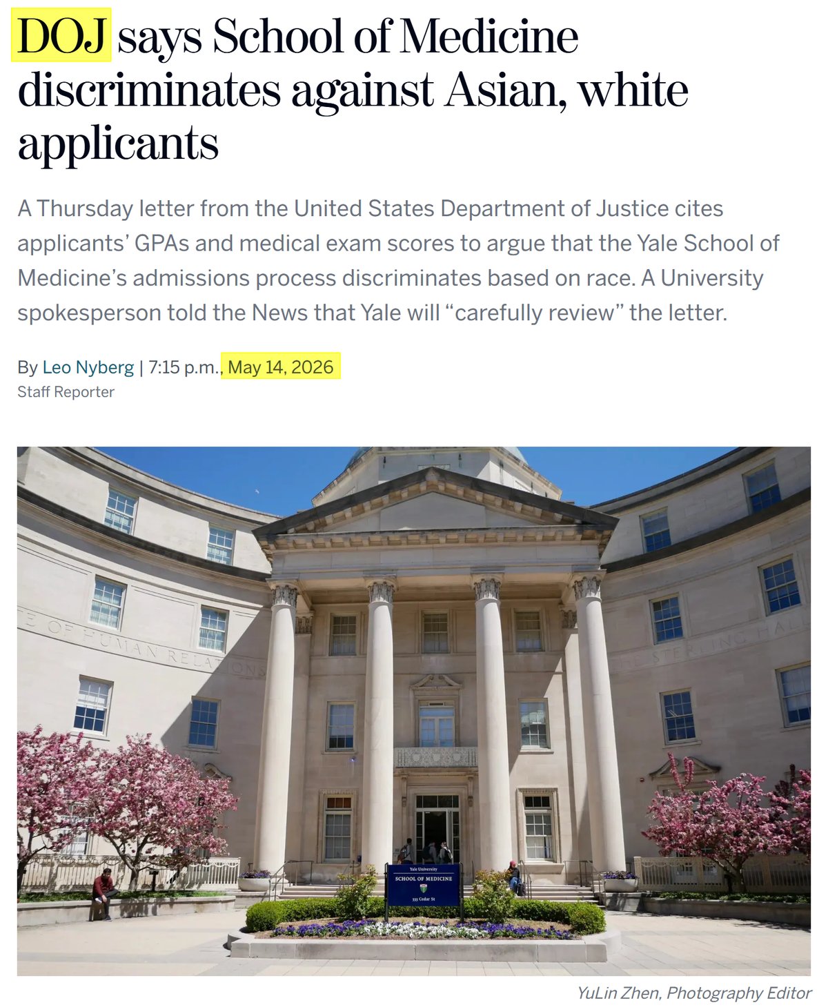 耶魯大學學生報 Yale Daily News 報導截圖：美國司法部來信指耶魯大學醫學院招生歧視亞裔與白人申請者，標題為 DOJ says School of Medicine discriminates against Asian, white applicants，2026 年 5 月 14 日，記者 Leo Nyberg。